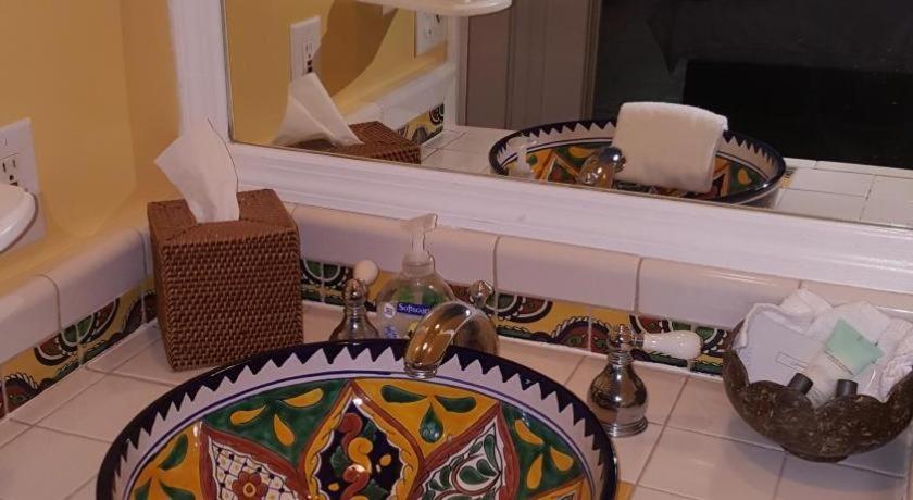 The Caribbean Court Boutique Hotel Vero Beach Exterior foto