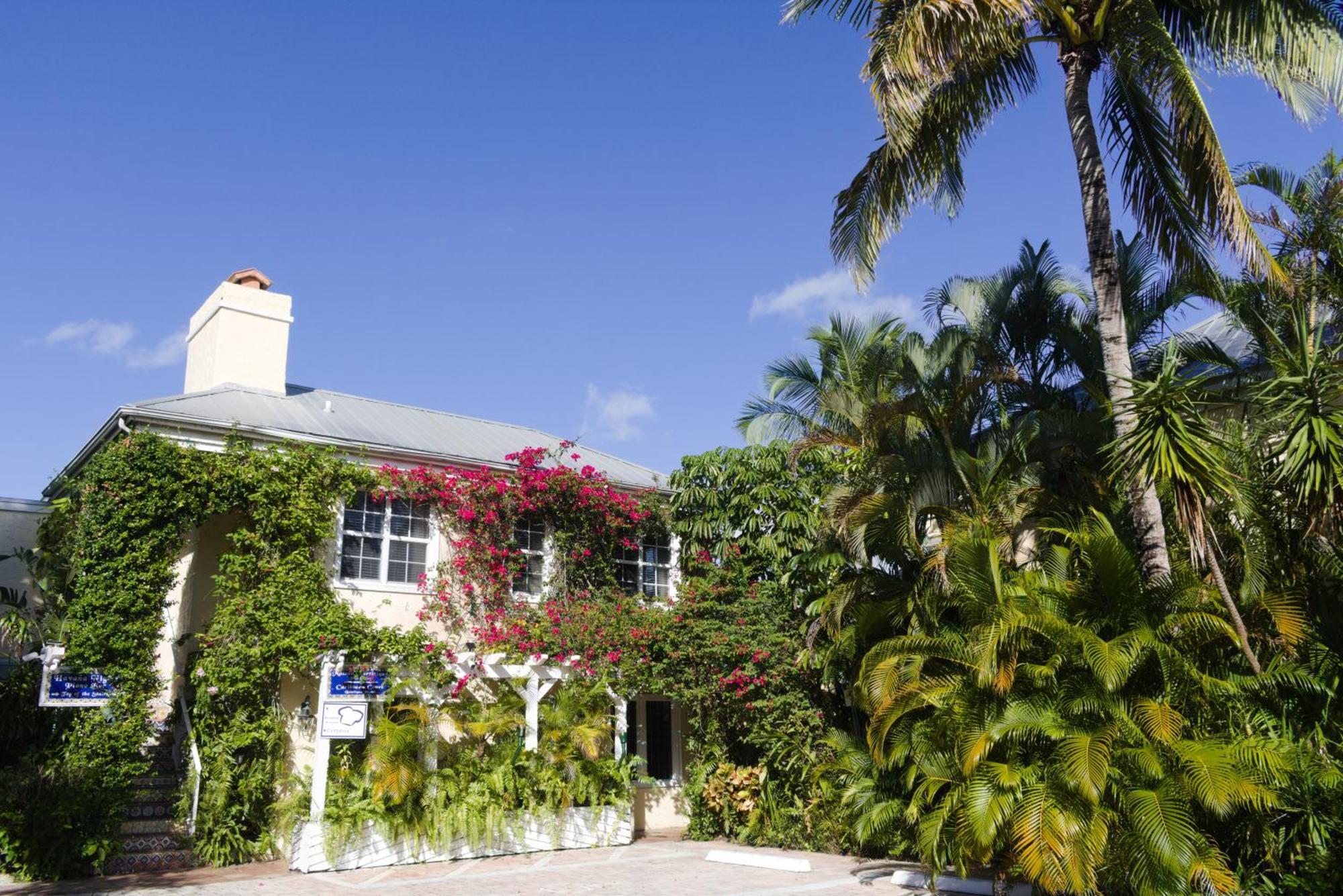 The Caribbean Court Boutique Hotel Vero Beach Exterior foto